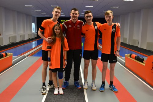 Naši dorastenci Kivaroth, Pitterová Rózsár a Dvorščák s Vilmošom Zavarkom 04-16-dor-a-zavarko
