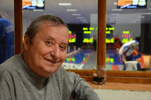 Attila Barczi sledoval zápasy zo svojho obľúbeného miesta 08-16-barczi-na-mieste