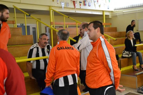 16-stretnutie-s-kamaratom-i-babos