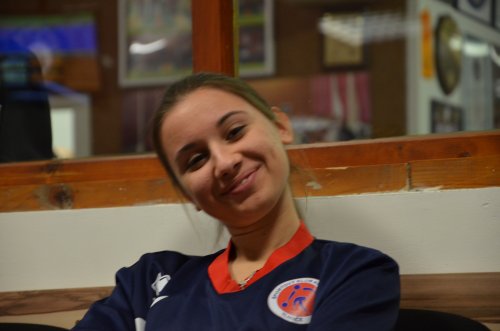 Vanda Pitterová, víťazska kategórie dorastencov a jej spokojný úsmev 18-16-pitterova