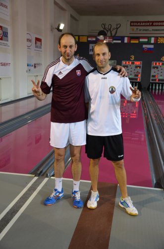 Krajania Bystro Vadovič a Ferko Dovičič 7-16-krajania