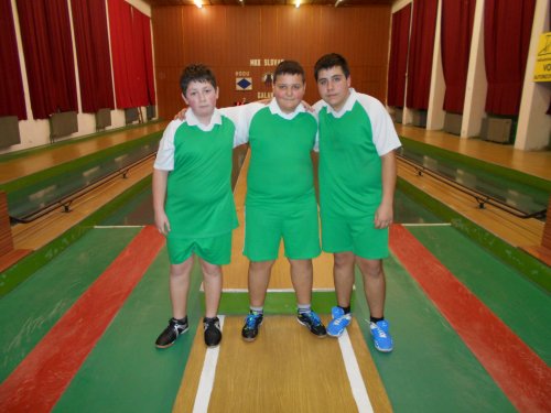 Dorastenci KK Zlaté Klasy zľava: Csermák Tomás, Pörsök Tamás, Balogh Tamás zlkl-dorast-v-ga-19-2-2014-csermak-tomas-porsok-tomas-balogh-tomas